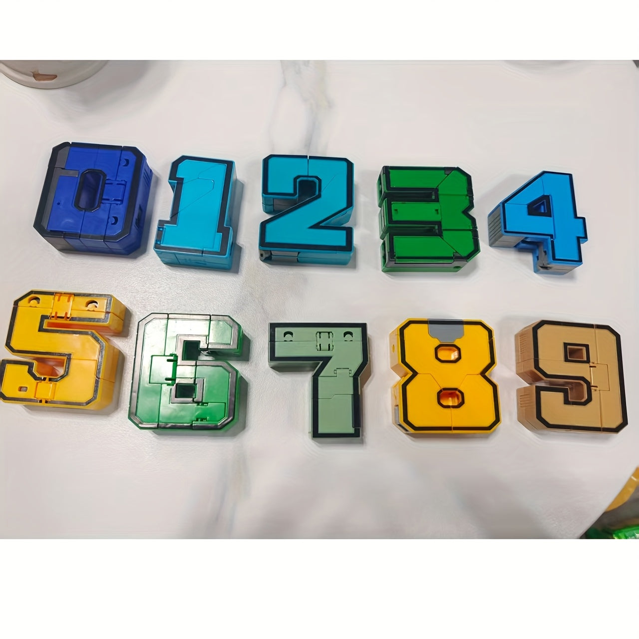 Number Learning Transforming Robot (0-9) - a Math Enlightenment Assembly Toy, Transformable Combined Car Mech, Educational Gift for Boys, Cognitive Training Teaching Tool, Christmas Gift, Outdoor Travel Toy, Parent-Child Toy